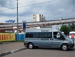 Бесплатный автобус Genser в пункт аренды автомобилей АрендаАвто-грь на ул.Добролюбова